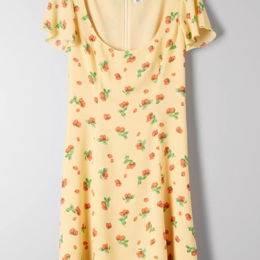 Aritiza Yellow Strawberry Raelyn Dress